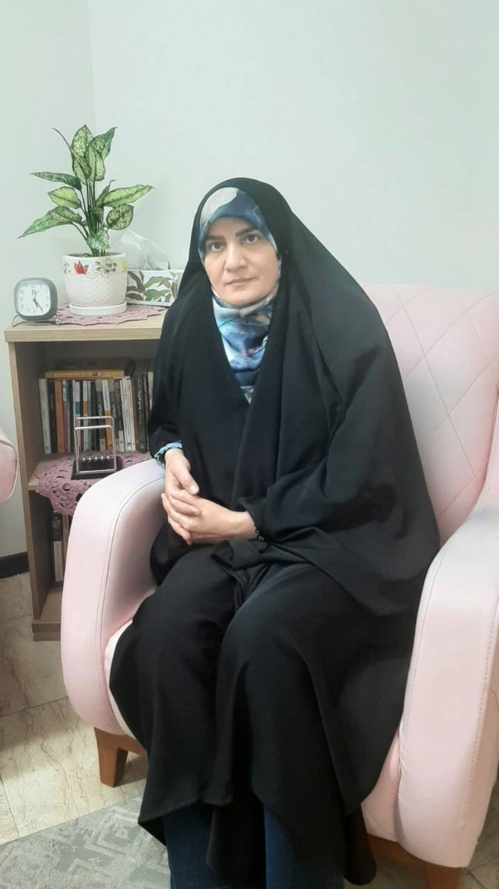 ریحانه سعیدیان نیا